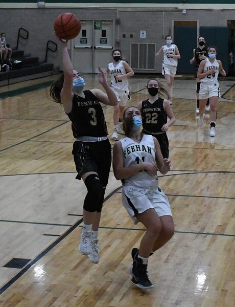 Wednesday's area roundup: Peabody girls pull out OT victory on the hardcourt